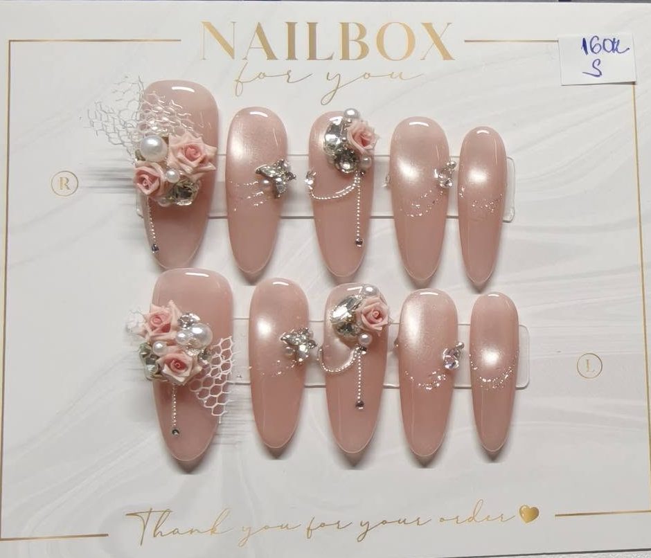 Alternative view of Roses Dream